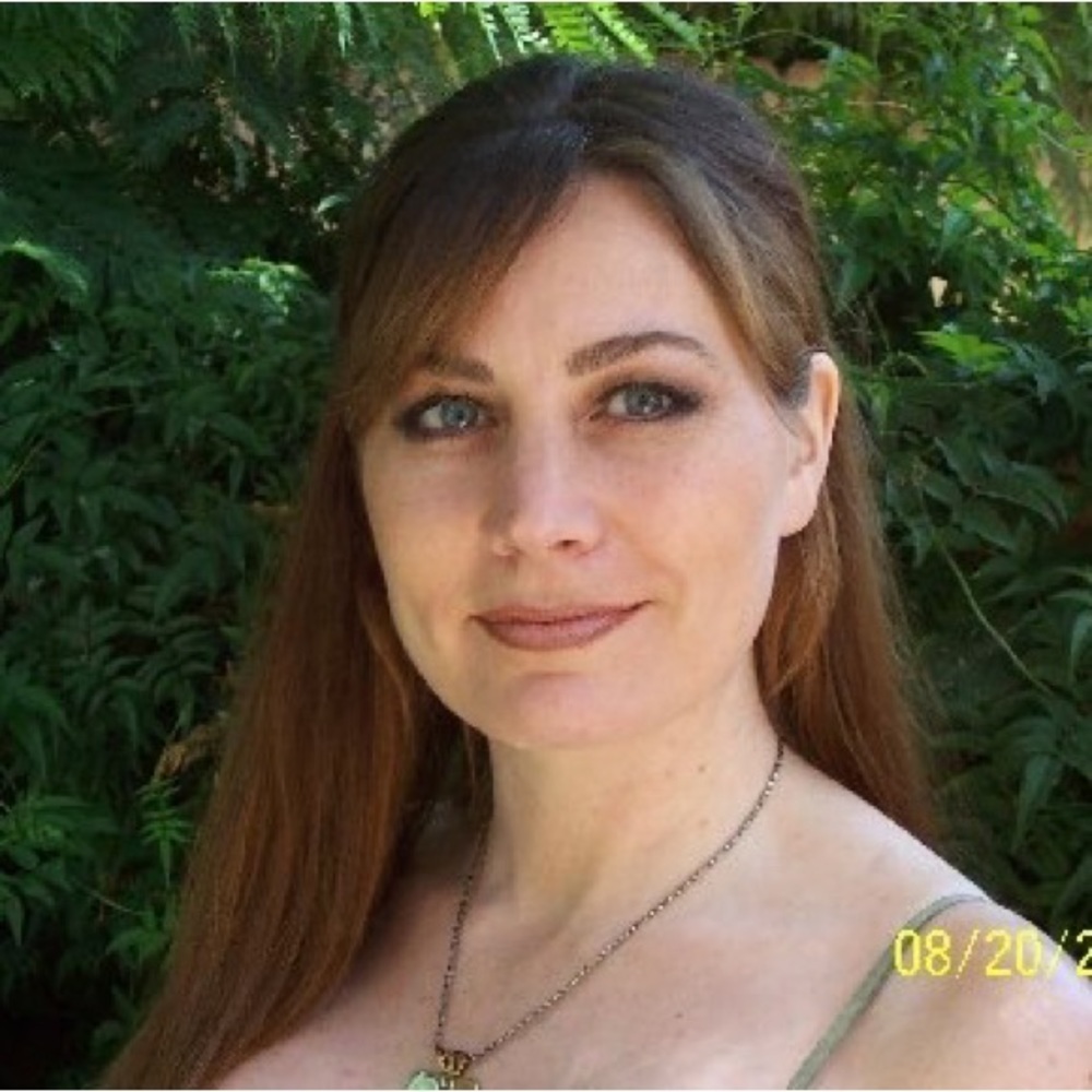 Meet your Posher, Cristie